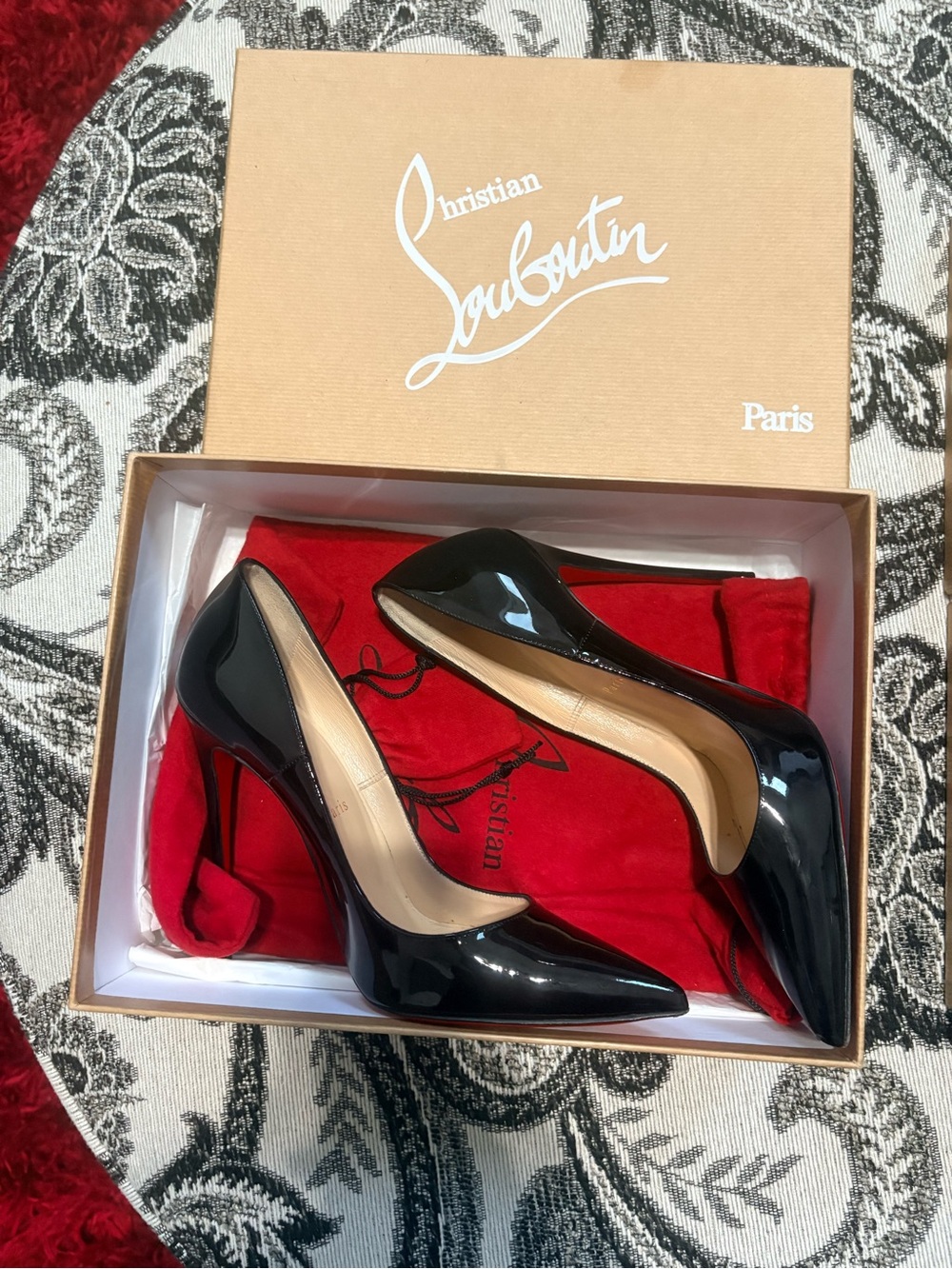 Beautiful Black Authentic Christian Louboutin “So Kate 120 Patent Pumps” - Picture 8 of 10